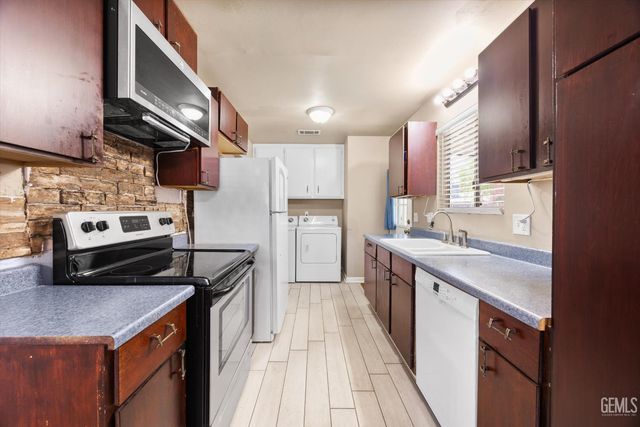 3504 Parsley Lane, Bakersfield, CA 93309