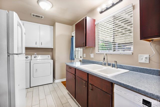 3504 Parsley Lane, Bakersfield, CA 93309