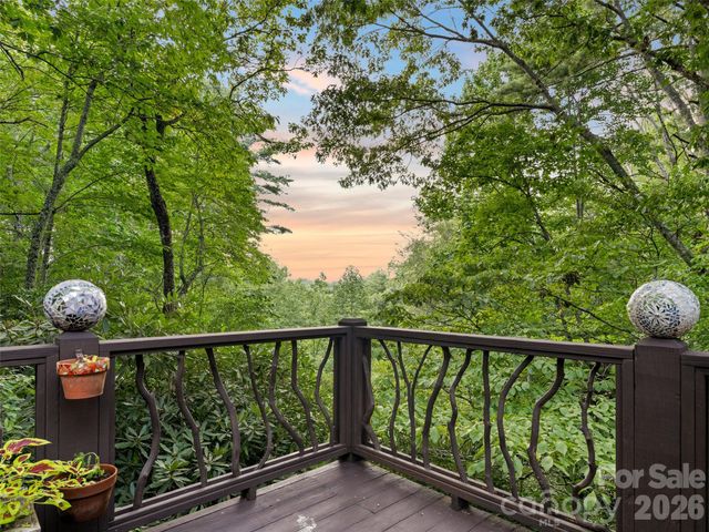 219 Kentwood Lane, Pisgah Forest, NC 28768