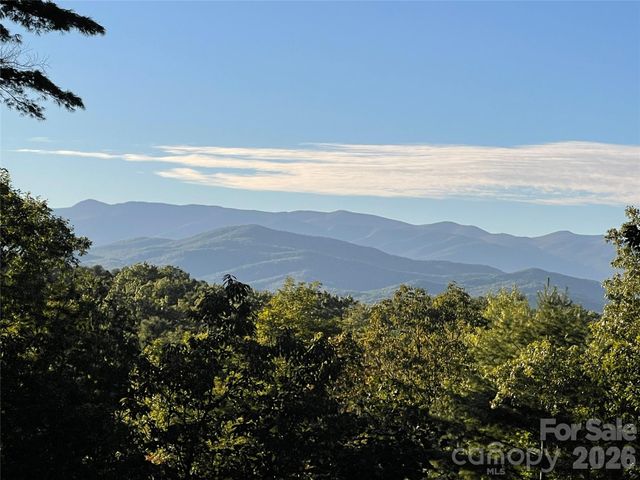 219 Kentwood Lane, Pisgah Forest, NC 28768