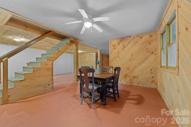 219 Kentwood Lane, Pisgah Forest, NC 28768