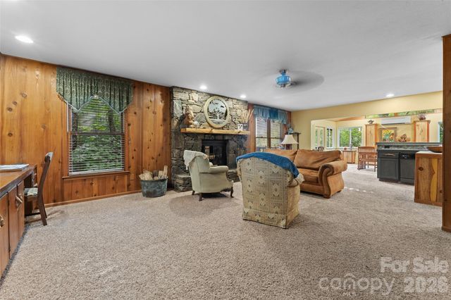219 Kentwood Lane, Pisgah Forest, NC 28768