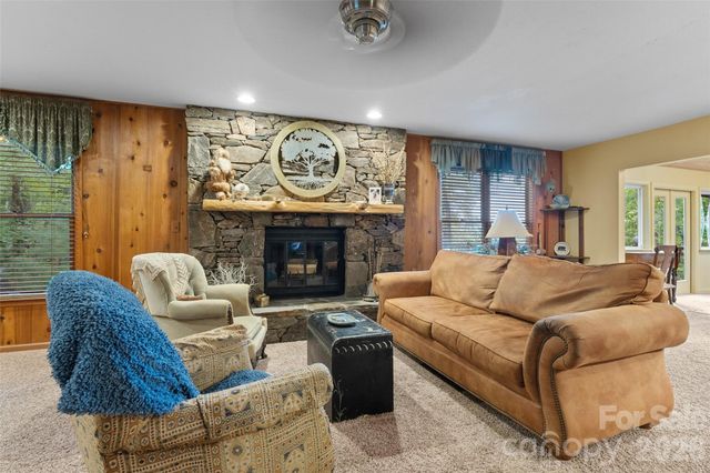 219 Kentwood Lane, Pisgah Forest, NC 28768