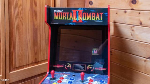 449 Lucerne Way, Gatlinburg, TN 37738