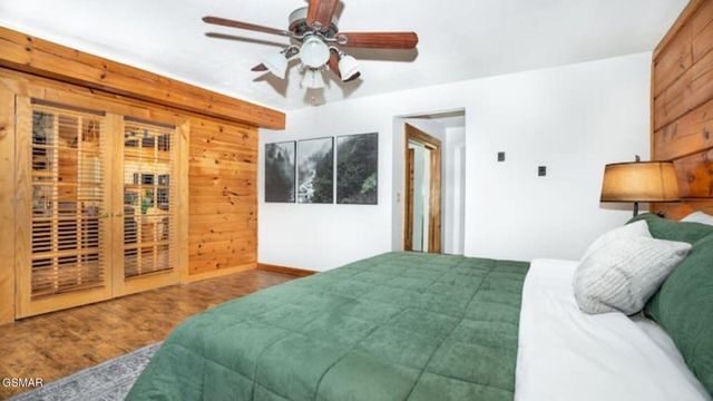 449 Lucerne Way, Gatlinburg, TN 37738