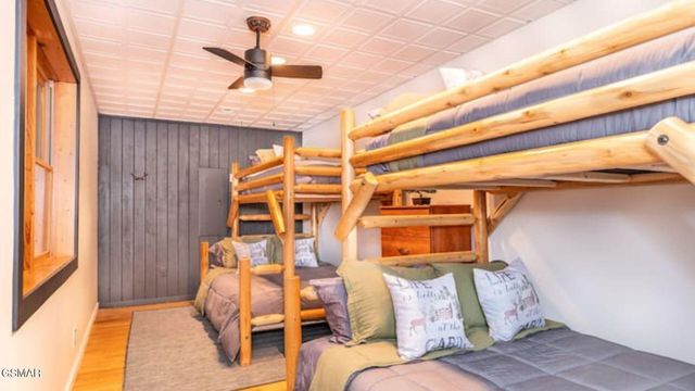 449 Lucerne Way, Gatlinburg, TN 37738