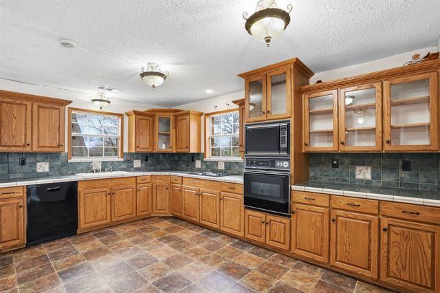 2411 Fm 1564 W, Caddo Mills, TX 75135