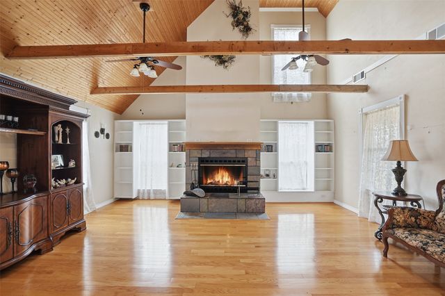 2411 Fm 1564 W, Caddo Mills, TX 75135