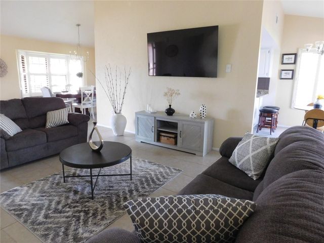 5081 KINGSLEY ROAD, North Port, FL 34287