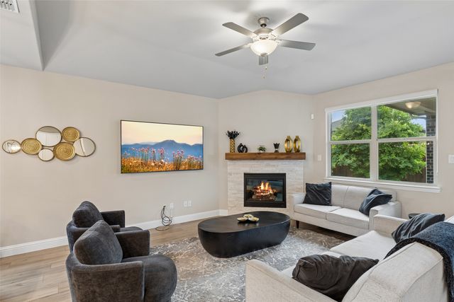 4130 Wyatt Way, Sachse, TX 75048