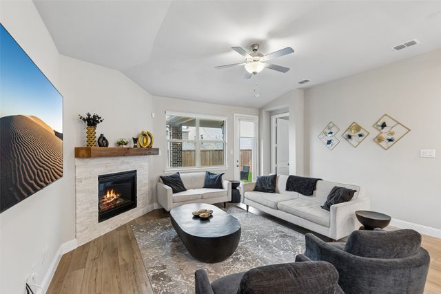 4130 Wyatt Way, Sachse, TX 75048