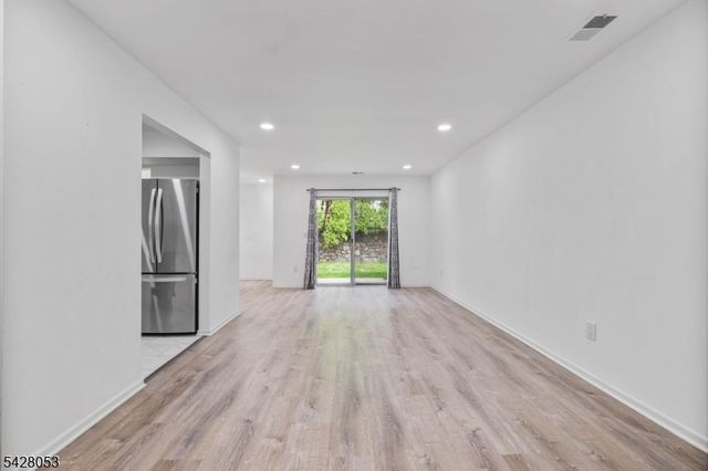 7 Lee Ct 7, Lebanon Boro, NJ 08833