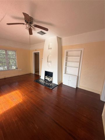3747 Sheridan Ave, Miami Beach, FL 33140