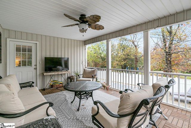 500 E Mountain Creek Road, Taylors, SC 29687