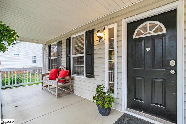 500 E Mountain Creek Road, Taylors, SC 29687