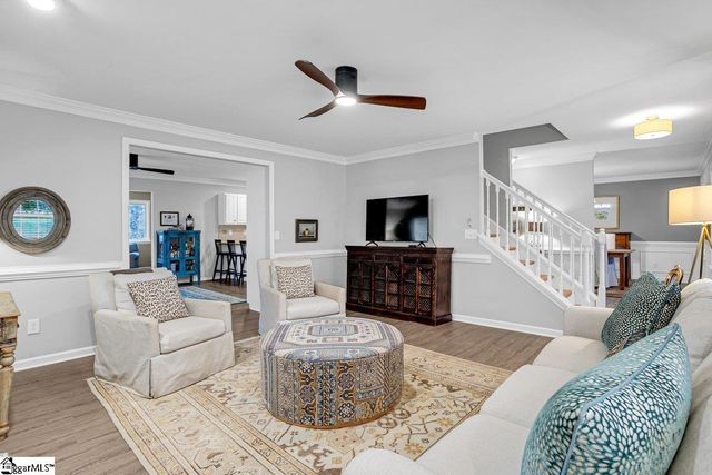 500 E Mountain Creek Road, Taylors, SC 29687