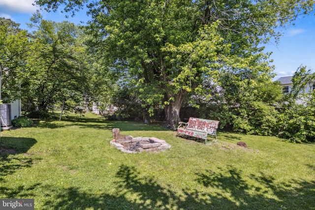 314 HOLY CROSS ROAD, Baltimore, MD 21225
