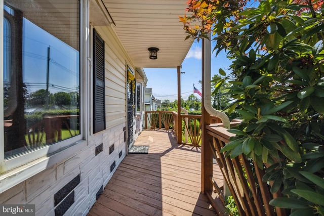 314 HOLY CROSS ROAD, Baltimore, MD 21225