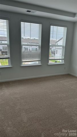 3214 Stelfox Street, Charlotte, NC 28262