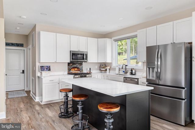645 SLONAKER LN, Martinsburg, WV 25405