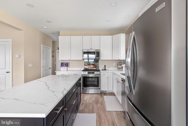 645 SLONAKER LN, Martinsburg, WV 25405