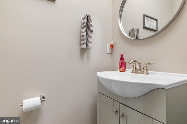 645 SLONAKER LN, Martinsburg, WV 25405