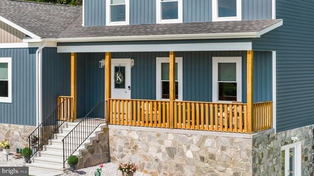 645 SLONAKER LN, Martinsburg, WV 25405