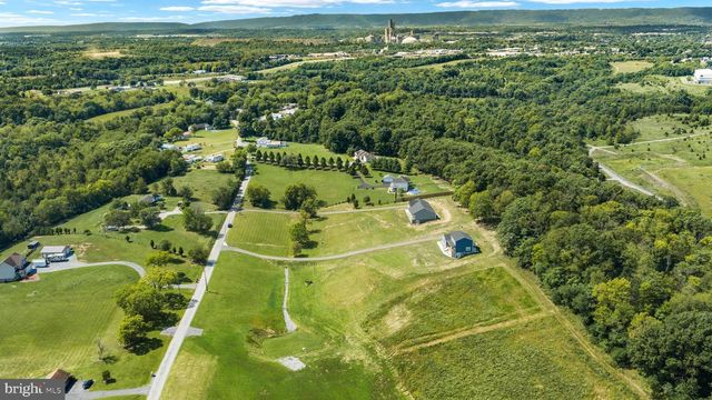 645 SLONAKER LN, Martinsburg, WV 25405
