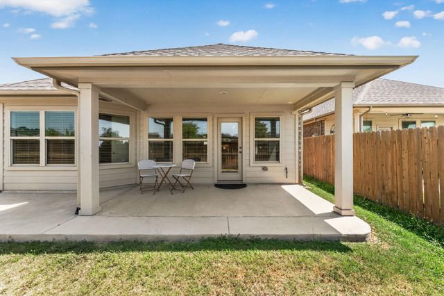 12712 Twisted Root DR, Manchaca, TX 78652