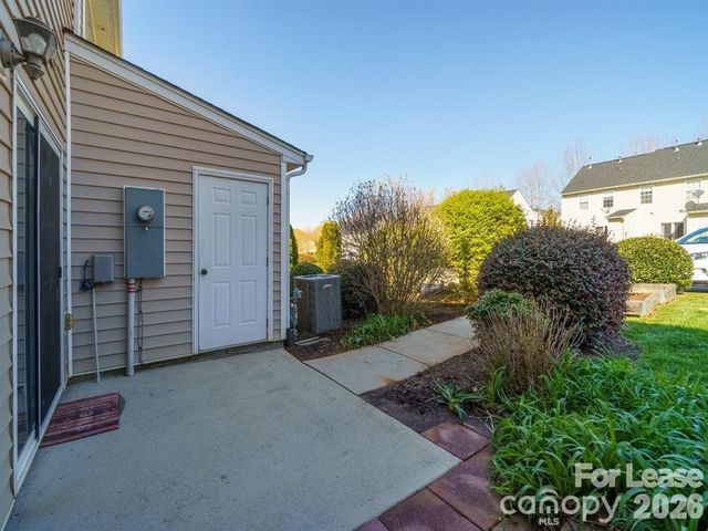 18461 Streamline Court, Cornelius, NC 28031