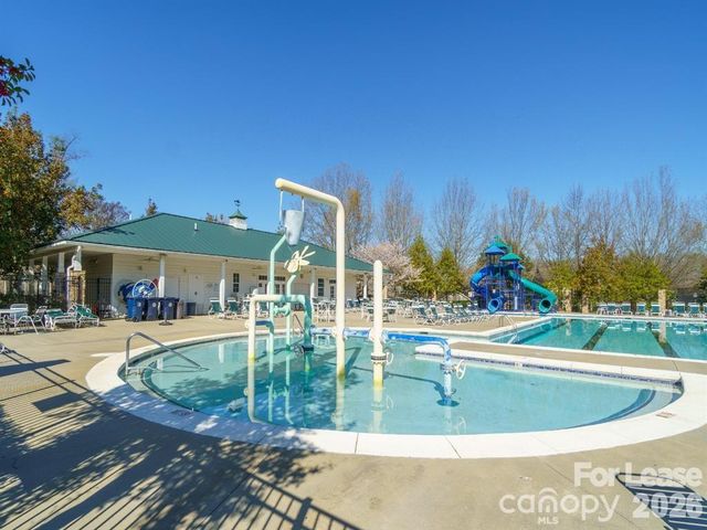 18461 Streamline Court, Cornelius, NC 28031