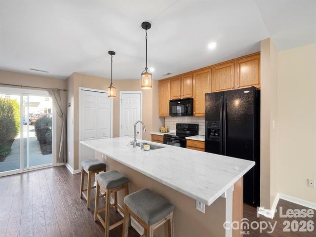 18461 Streamline Court, Cornelius, NC 28031