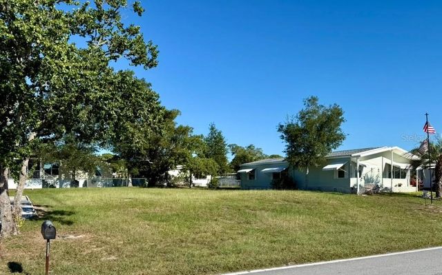 15678 BROOKRIDGE BOULEVARD, Brooksville, FL 34613