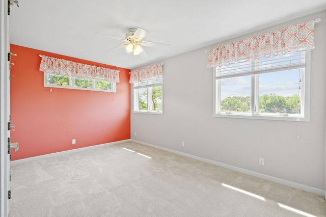 6210 Deerwood Circle N, Plymouth, MN 55442
