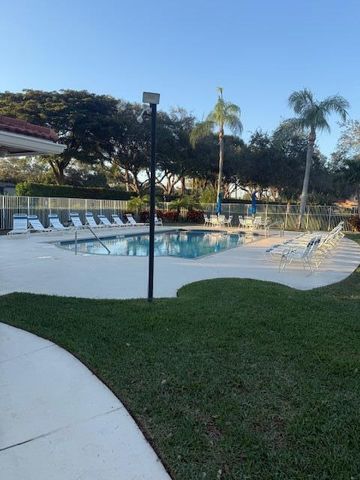 9927 Kamena Circle, Boynton Beach, FL 33436