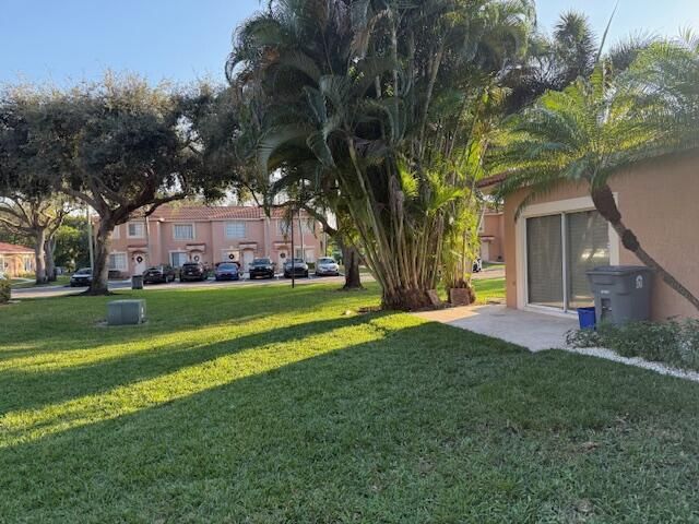 9927 Kamena Circle, Boynton Beach, FL 33436