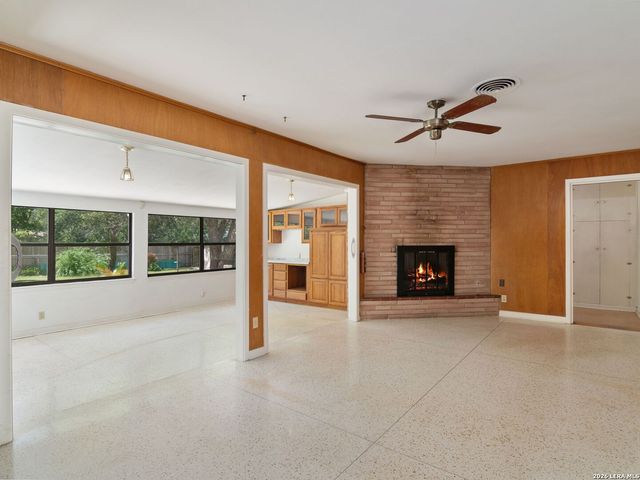 104 Herweck Drive, Castle Hills, TX 78213