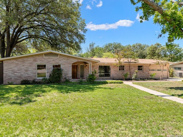 104 Herweck Drive, Castle Hills, TX 78213