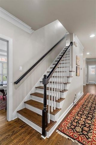 658 VININGS ESTATES Drive SE, Mableton, GA 30126