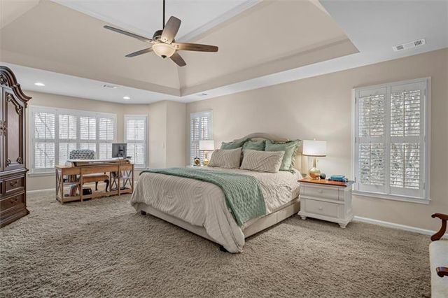 658 VININGS ESTATES Drive SE, Mableton, GA 30126