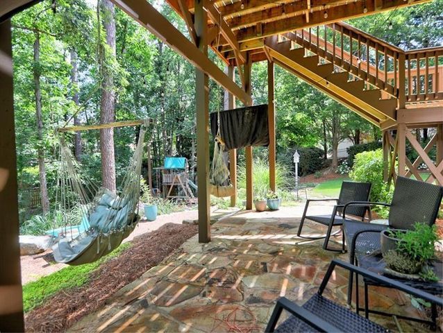 658 VININGS ESTATES Drive SE, Mableton, GA 30126