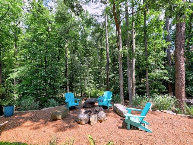 658 VININGS ESTATES Drive SE, Mableton, GA 30126