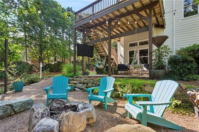 658 VININGS ESTATES Drive SE, Mableton, GA 30126
