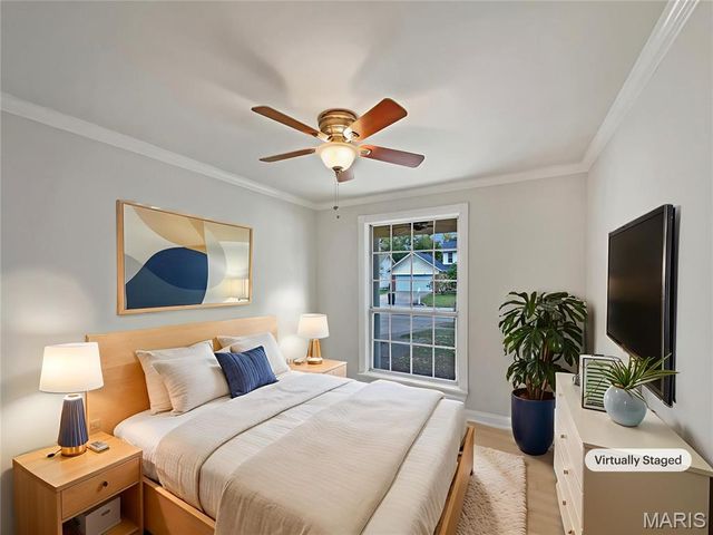 111 Barrington Drive, St Peters, MO 63376