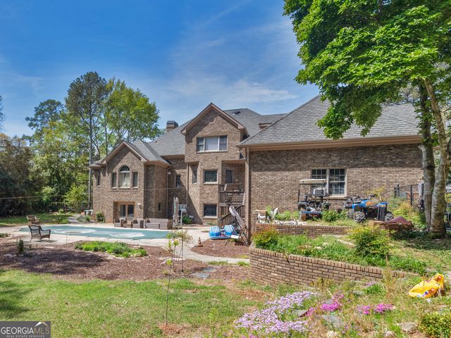2033 Pine Forest Trail, Jonesboro, GA 30236