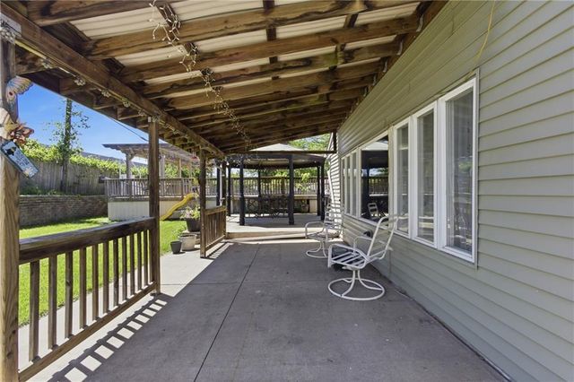 12105 E 41st Street, Independence, MO 64052