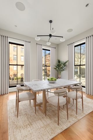 435 HENRY Street, New York City, NY 11231