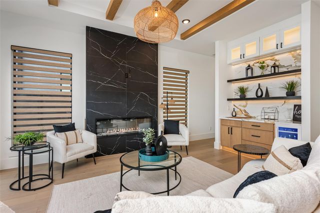 631 Rolling Oaks, Stafford, TX 77477