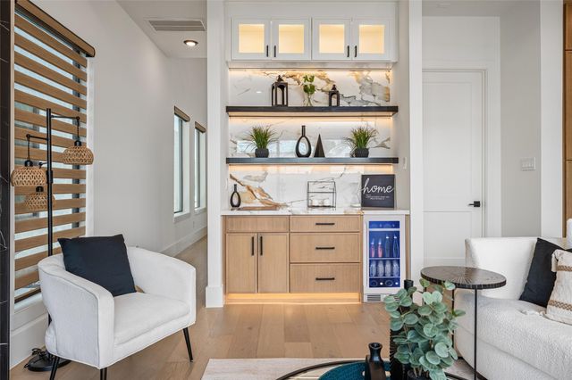 631 Rolling Oaks, Stafford, TX 77477