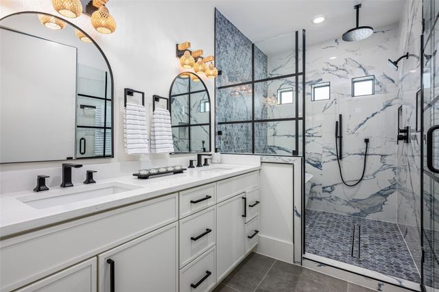 631 Rolling Oaks, Stafford, TX 77477